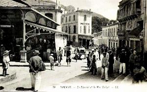 541- Bougie - Le marche et la rue Trezel